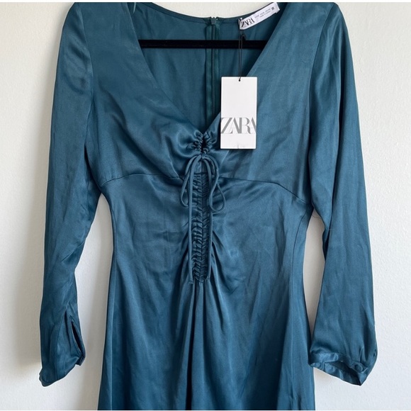 New Turquoise Zara dress - Picture 2 of 4